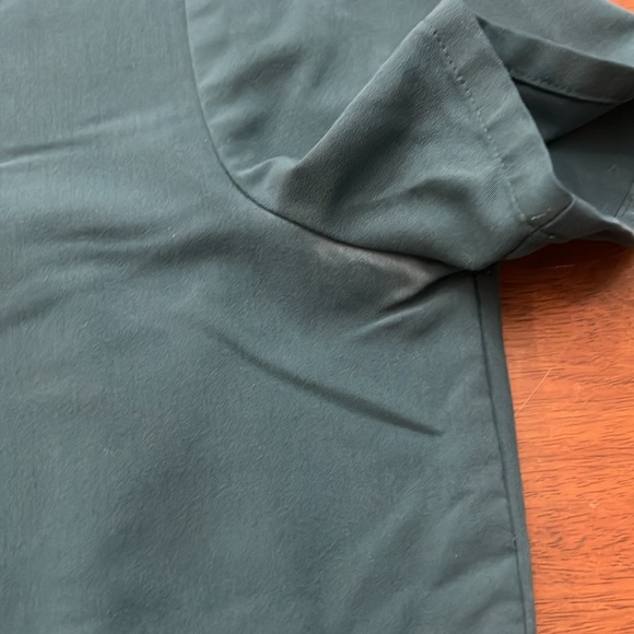 Used Caribbean Blue size medium women’s scrubs. - Picture 5 of 6